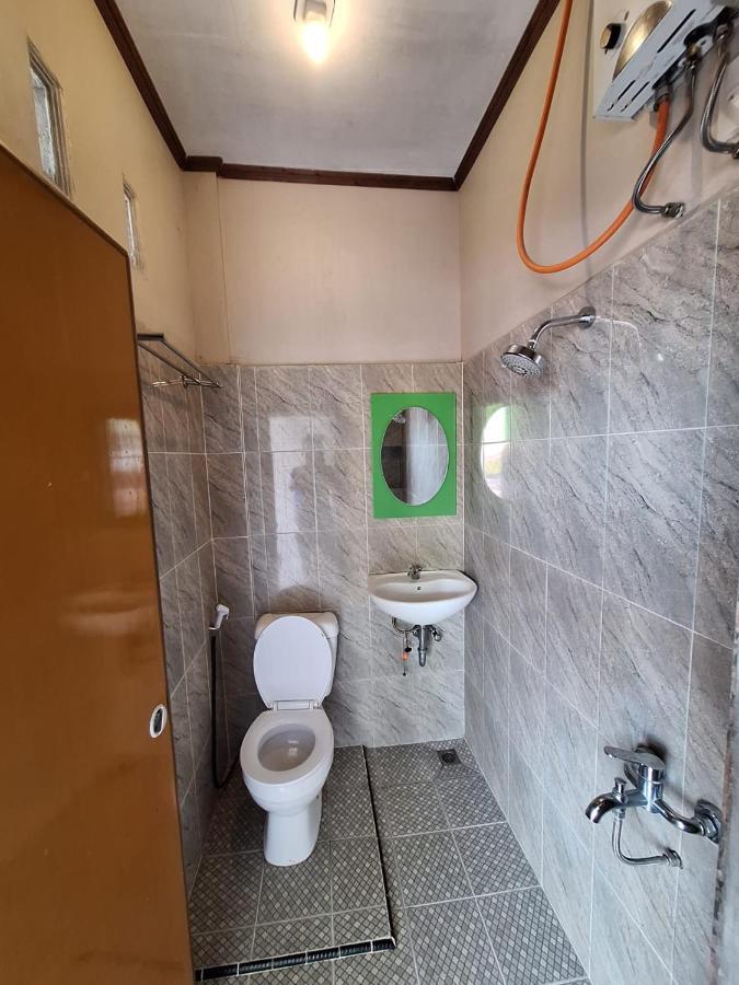 Ron'S Guest House Berastagi Backpacker Rooms Dış mekan fotoğraf
