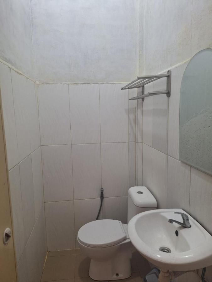 Ron'S Guest House Berastagi Backpacker Rooms Dış mekan fotoğraf