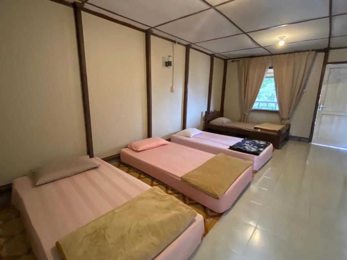Ron'S Guest House Berastagi Backpacker Rooms Dış mekan fotoğraf