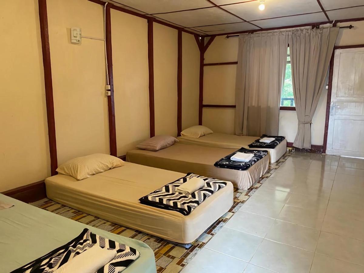 Ron'S Guest House Berastagi Backpacker Rooms Dış mekan fotoğraf