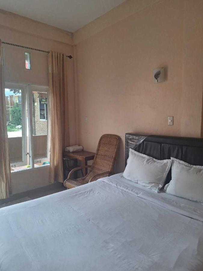 Ron'S Guest House Berastagi Backpacker Rooms Dış mekan fotoğraf